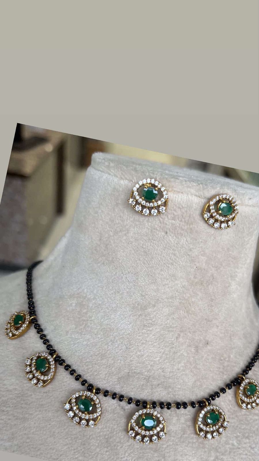 Karimani with green white set